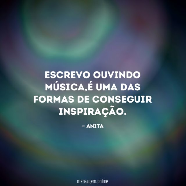 Escrevo ouvindo música
