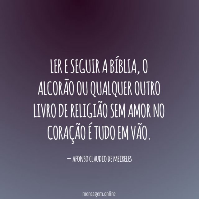 Ler e seguir a bíblia
