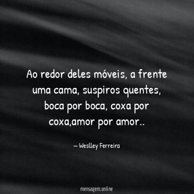 Ao redor deles móveis