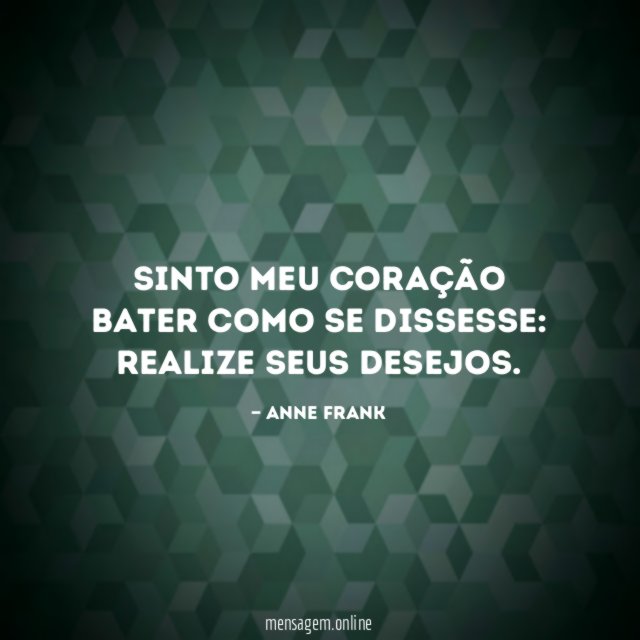 Sinto meu coração bater como se dissesse