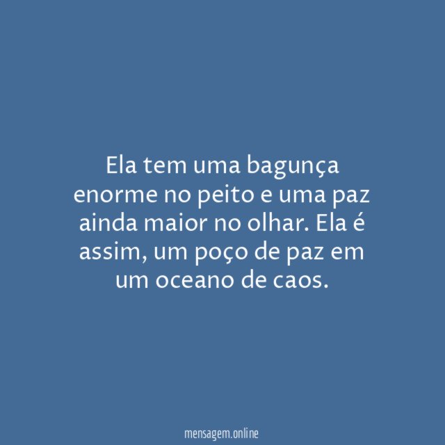 Ela tem uma bagunça enorme no peito