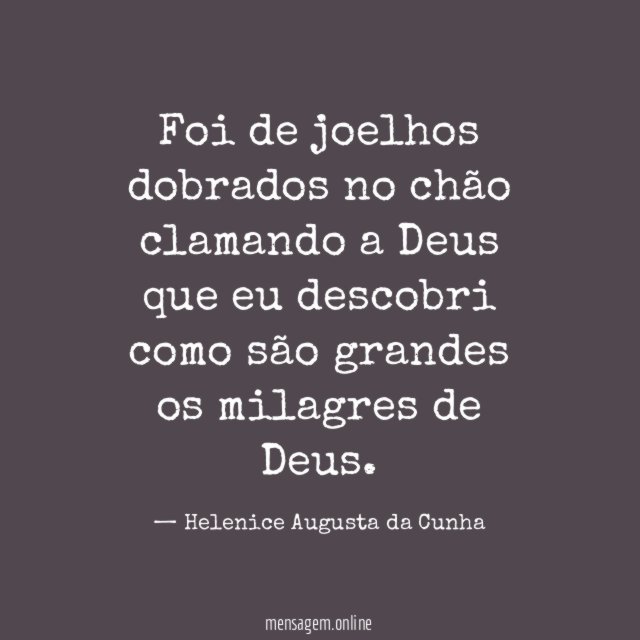 Foi de joelhos dobrados no chão clamando a