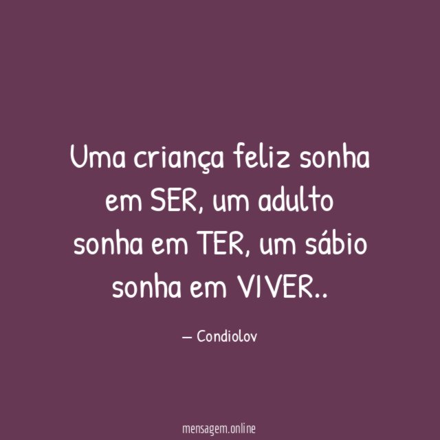 Uma criança feliz sonha em SER