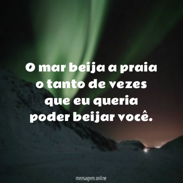 O mar beija a praia o tanto de
