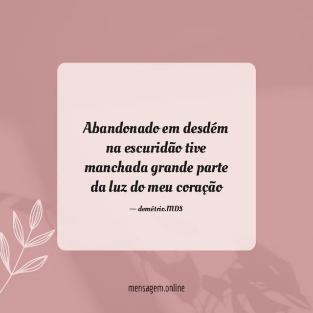 Abandonado em desdém na escuridão tive manchada grande parte