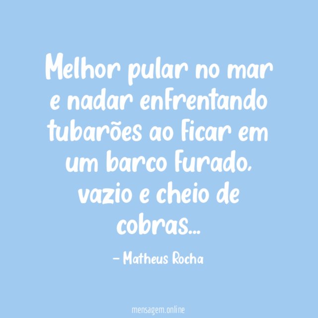 Melhor pular no mar e nadar enfrentando tubarões