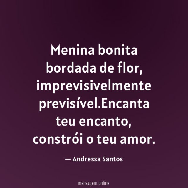 Menina bonita bordada de flor