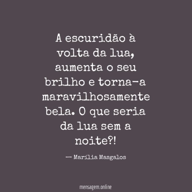 A escuridão à volta da lua