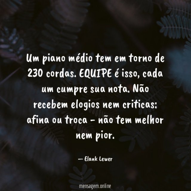 Um piano médio tem em torno de 230 cordas