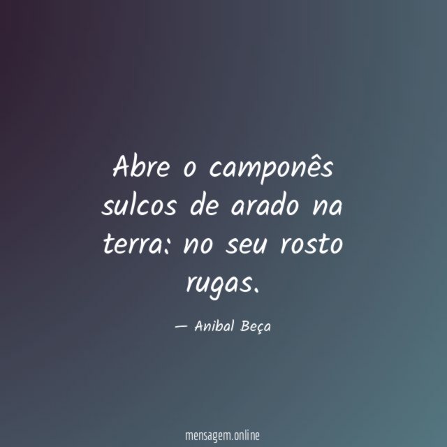 Abre o camponês sulcos de arado na terra