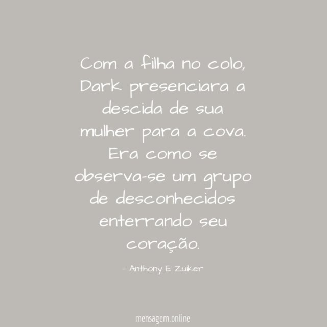 Com a filha no colo