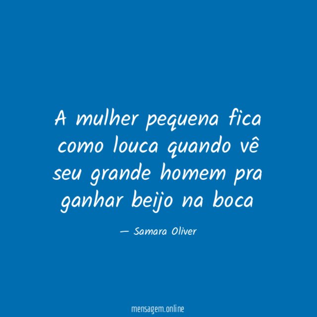 A mulher pequena fica como louca quando vê
