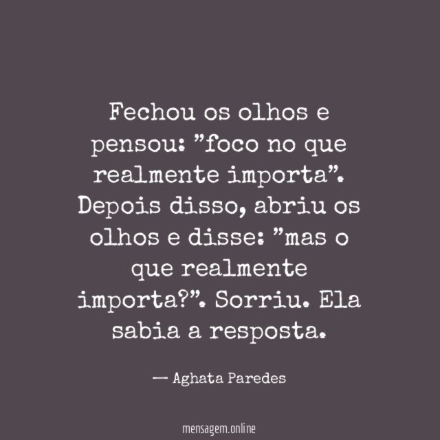 Fechou os olhos e pensou