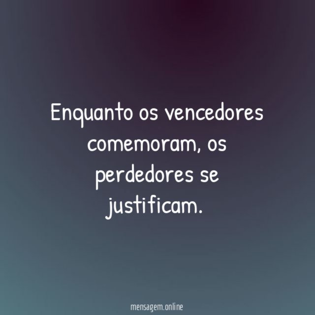 Enquanto os vencedores comemoram