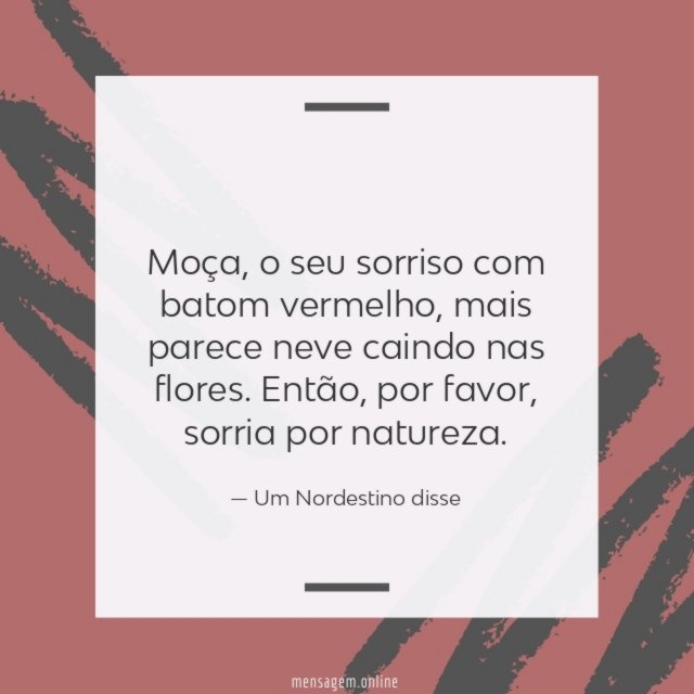 Com batom vermelho