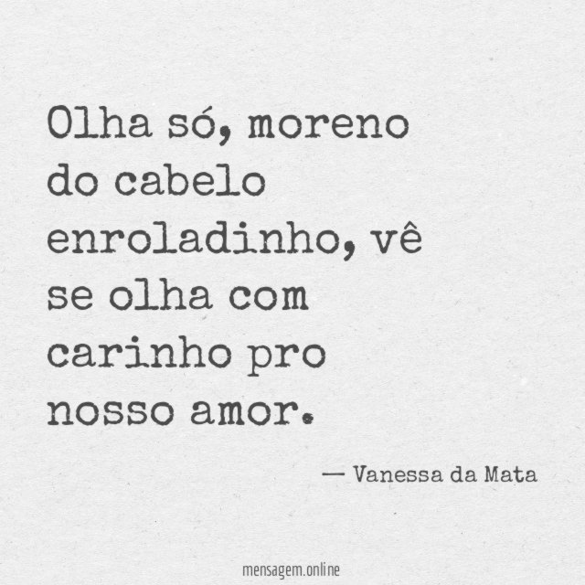 Moreno do cabelo enroladinho