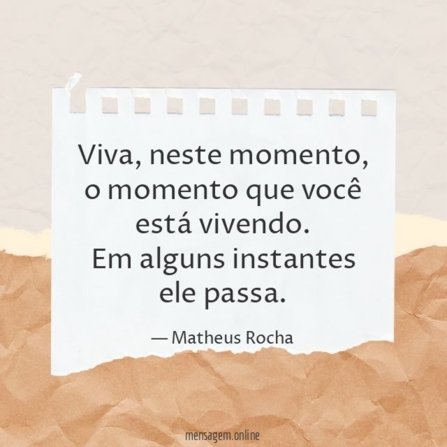 Em alguns instantes ele passa