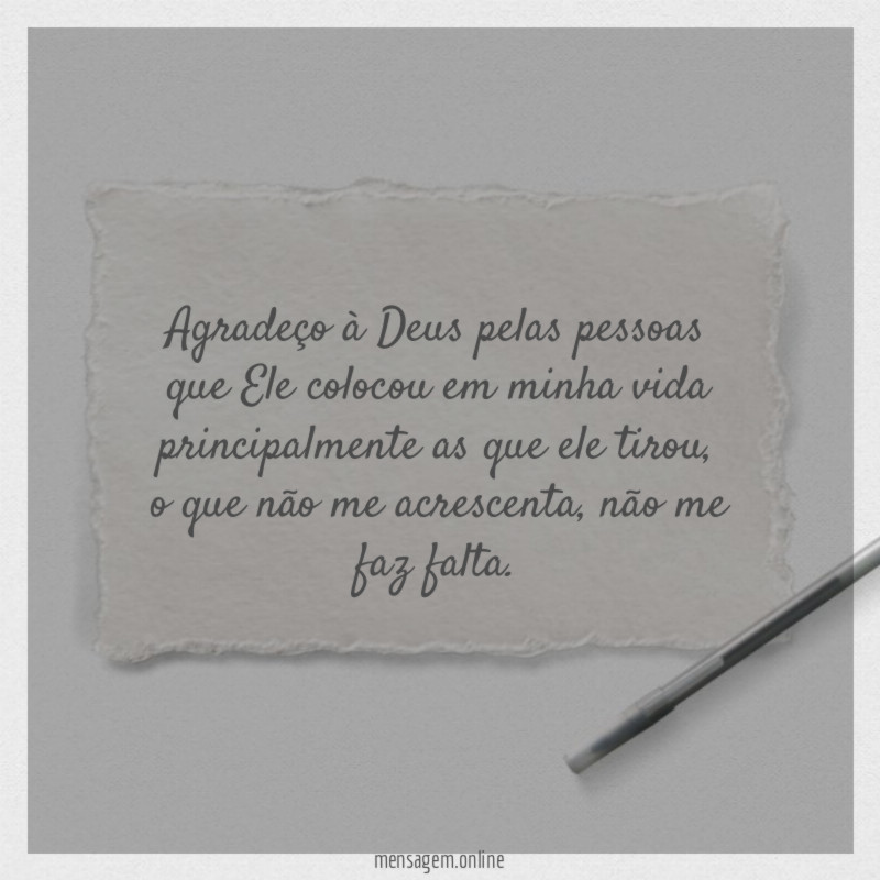 Agradeço à Deus pelas pessoas