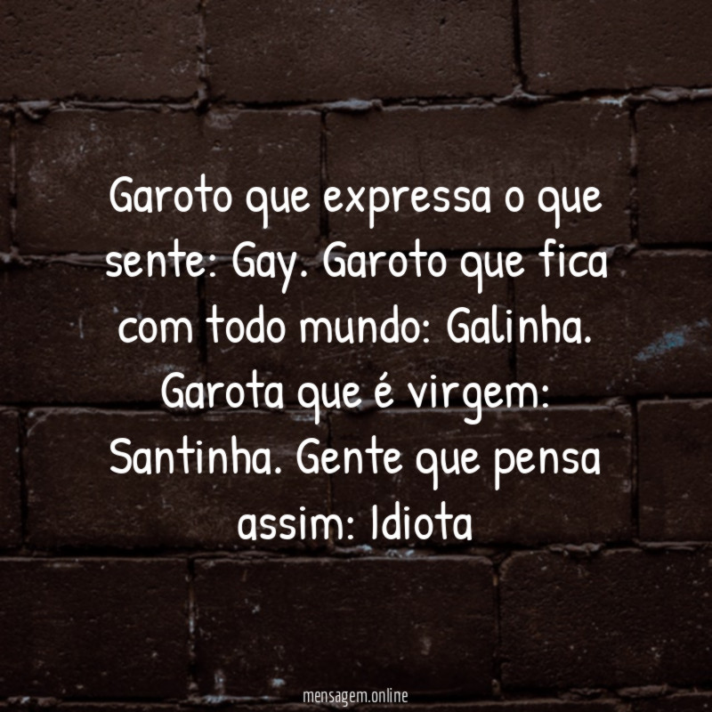 Garoto que expressa o que sente