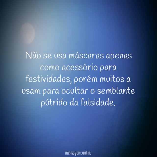 Não se usa máscaras apenas como acessório para festividades
