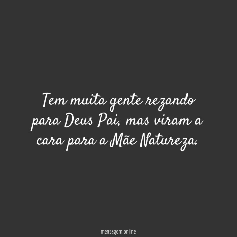 Tem muita gente rezando para Deus Pai