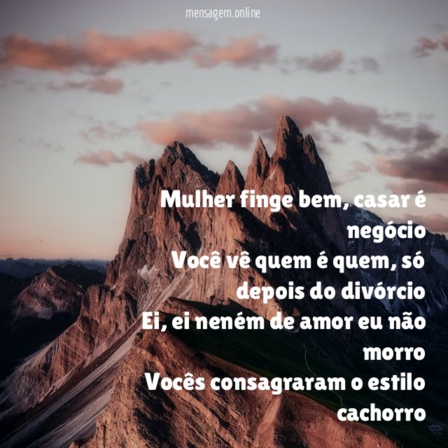 Mulher finge bem