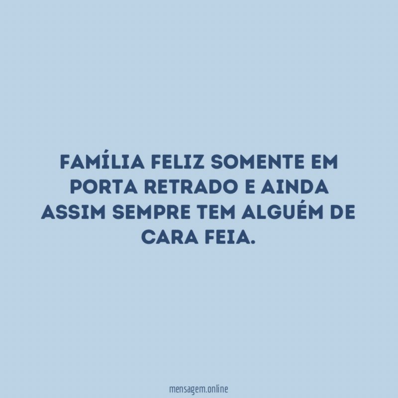 Família feliz somente em porta retrado e ainda