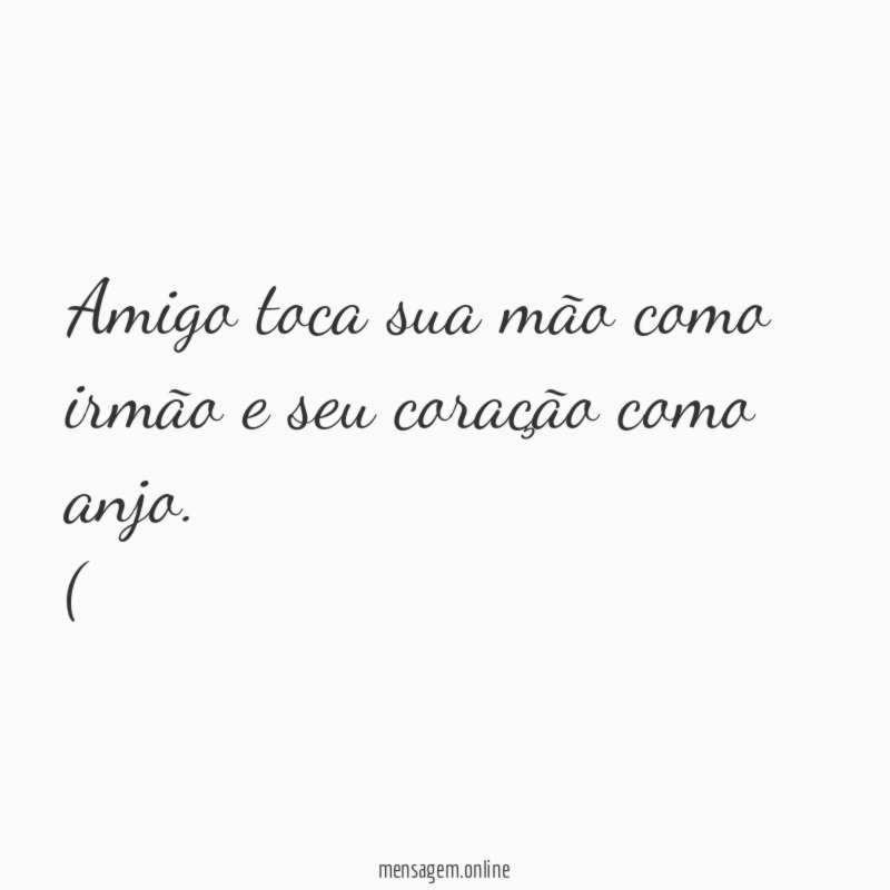 Amigo toca sua mão como irmão e seu