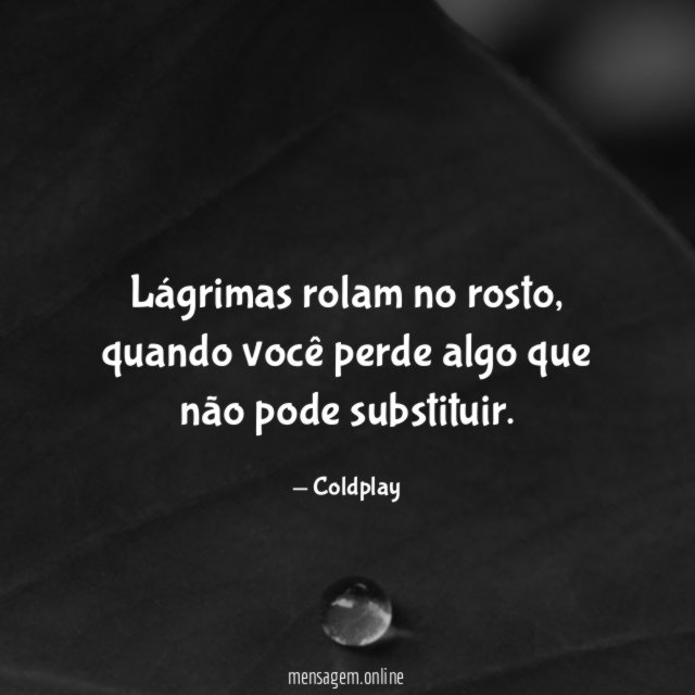 Lágrimas rolam no rosto