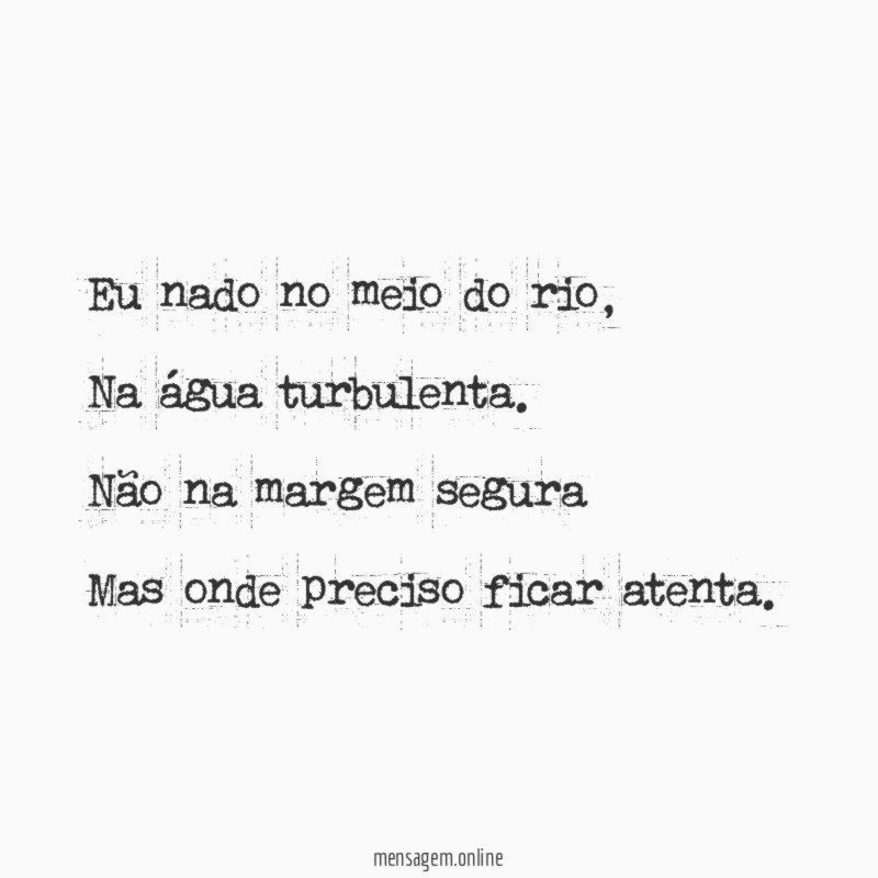 Eu nado no meio do rio