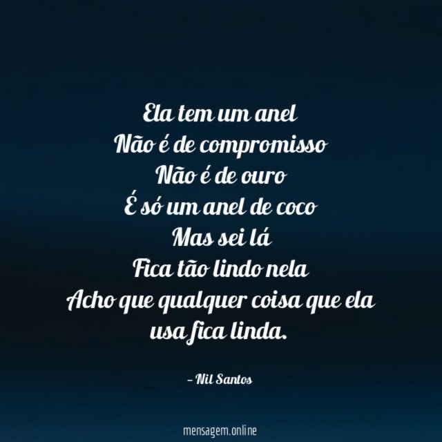 Ela tem um anel Não é de compromisso Não é