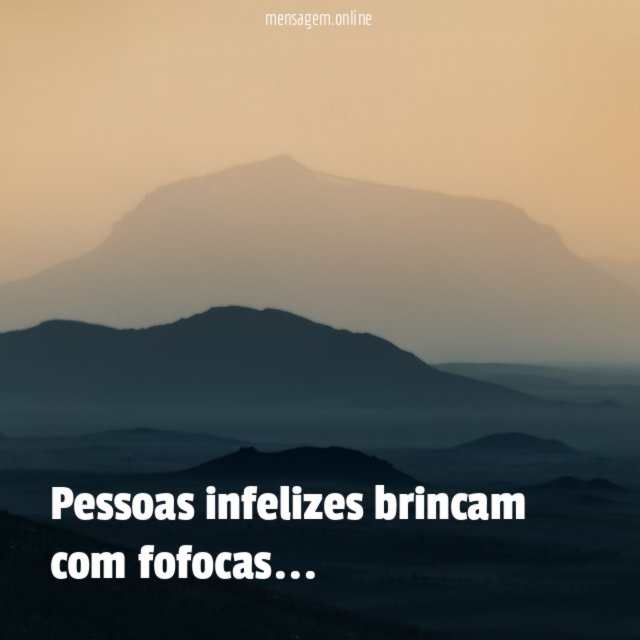 Pessoas infelizes brincam com fofocas