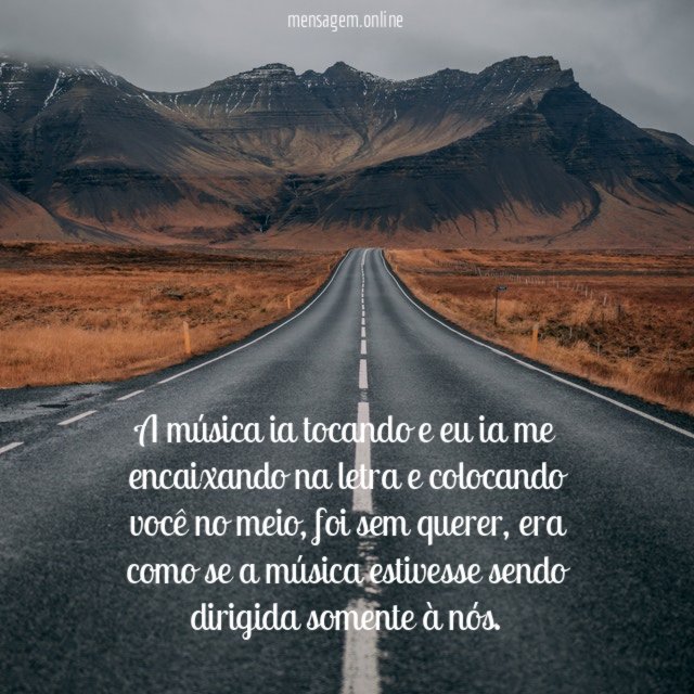 A música ia tocando e eu ia me