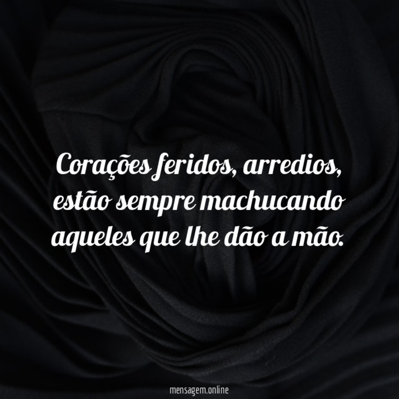 Corações feridos