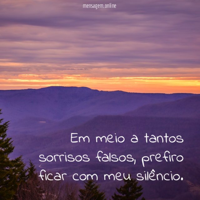 Em meio a tantos sorrisos falsos