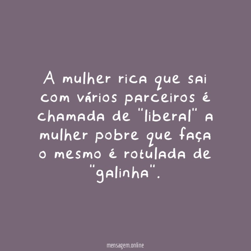 A mulher rica que sai com vários parceiros