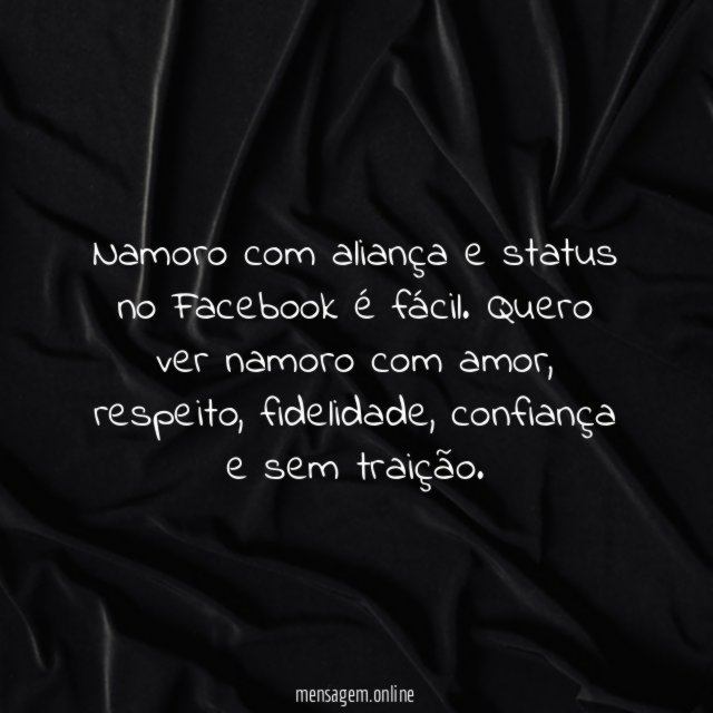 Namoro com aliança e status no Facebook é fácil